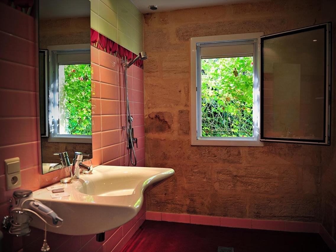 Petit Garros Hotell Fronsac  Exteriör bild