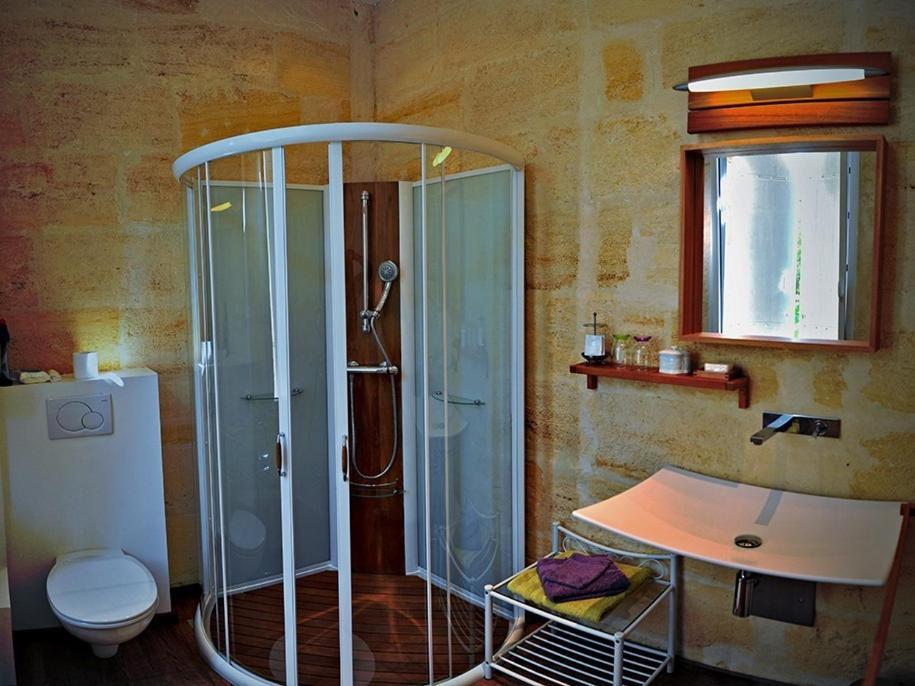 Petit Garros Hotell Fronsac  Exteriör bild